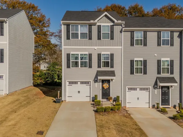 113 Brooklane Ct, Easley, SC 29642