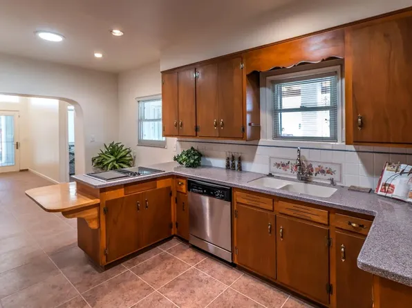 1124 E 10th St #1, Tucson, AZ 85719