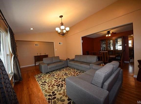 4th image of 11145 Yellowstone Dr
