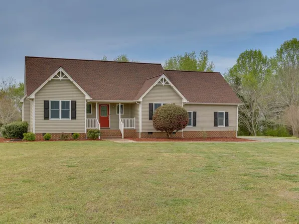 6311 Ashland Farm Ln, Gloucester, VA 23061