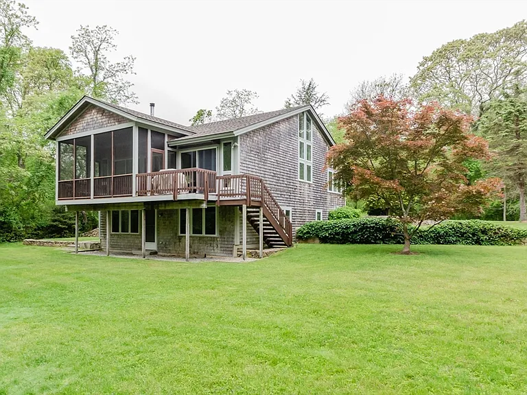 3 Nonquitt Ave — Photo 4