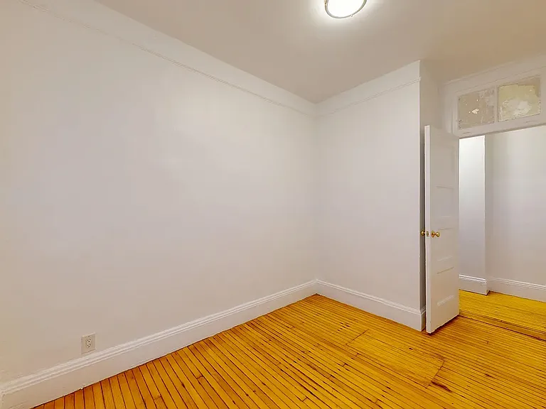 293 Riverside Dr #5C — Photo 8