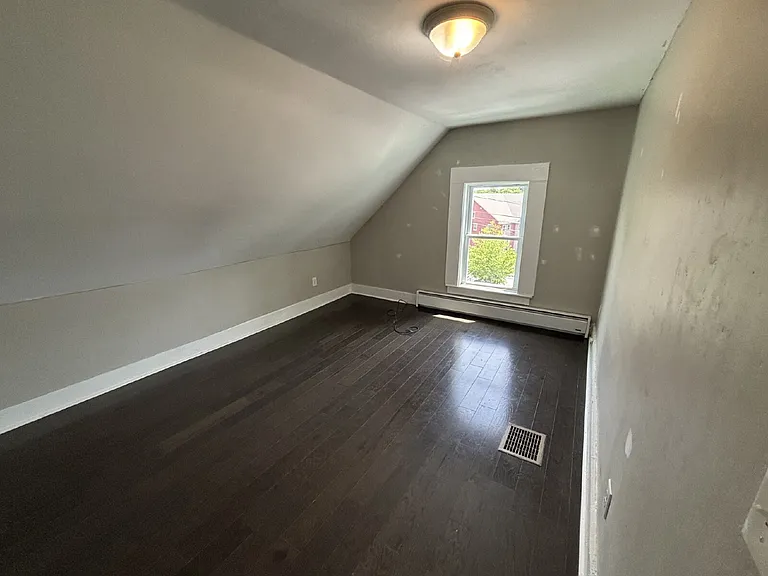 55B River St — Photo 9