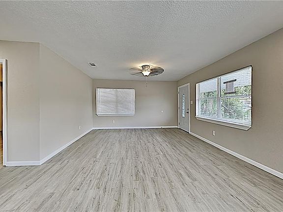 2nd image of 4603 Courtland St