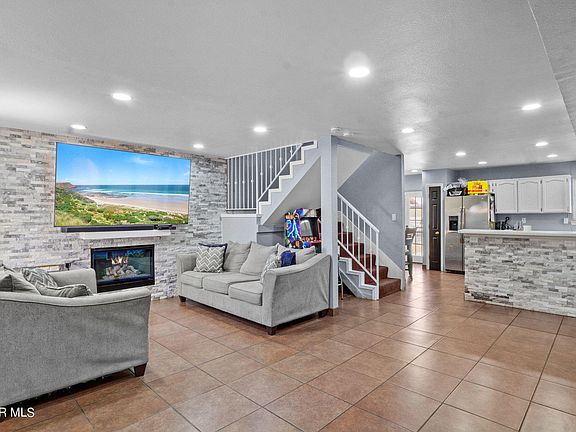 5th image of 12167 Road House Dr