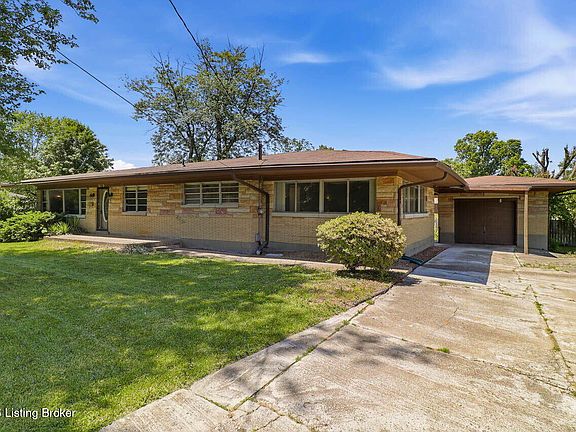 3rd image of 5739 Dorinda Dr