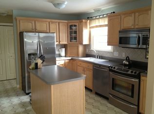 4 Hunter Cir, Milford, MA 01757