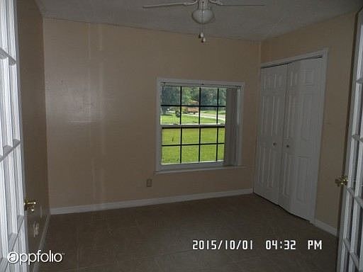 5th image of 701 Wood Ln
