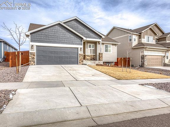 2nd image of 13390 Savannah Falls Ct
