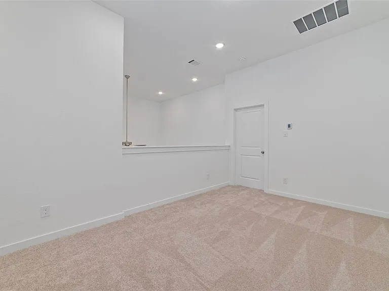 6559 Scarlet Pond Ln — Photo 17
