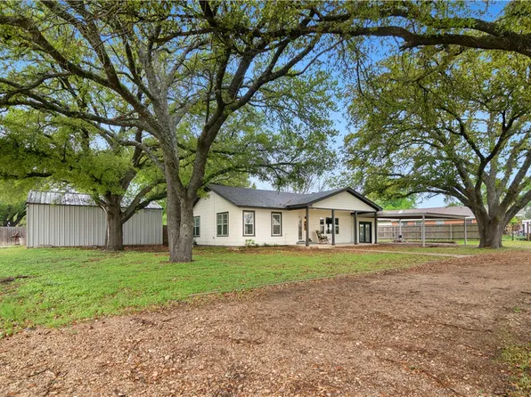 6864 Golinda Dr, Lorena, TX 76655