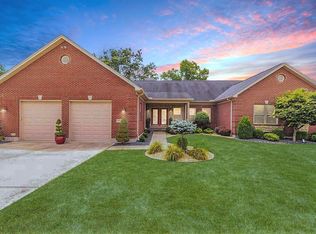3999 Hickory Hollow Dr, Hamilton, OH 45013