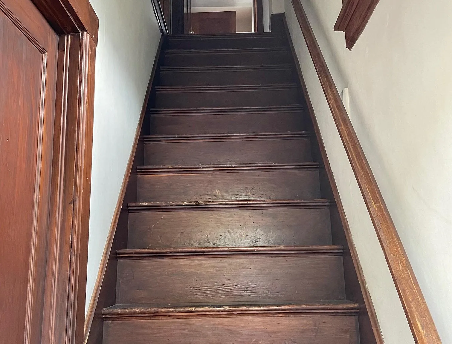909 Campbell Ave — Photo 3