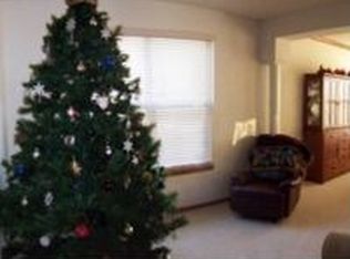 16951 Locust St, Omaha, NE 68116