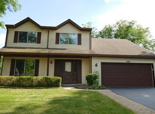 1290 Meyer Ct, Naperville, IL 60564