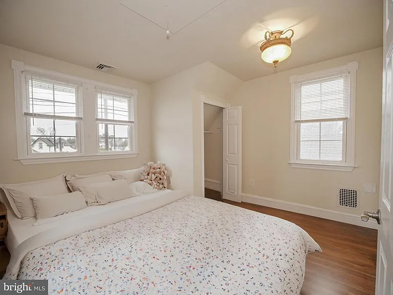 332 Crown Point Rd — Photo 33