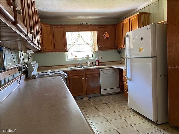 4th image of 119 Dixwood Ave