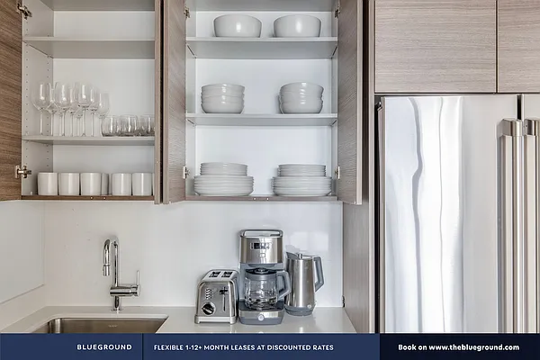 Rented by The Blueground | media 38