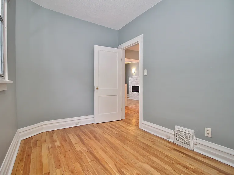 52 Pinehurst Ave #1 — Photo 14