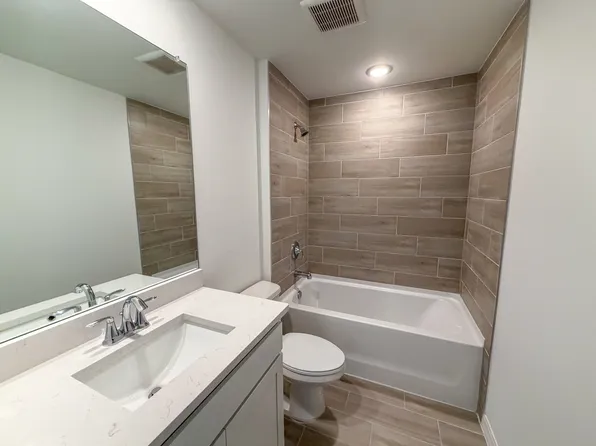 420 NW 4th Ter, Cape Coral, FL 33993