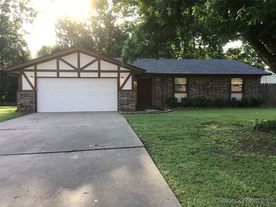 1857 Surrey Dr, Pryor, OK, 74361