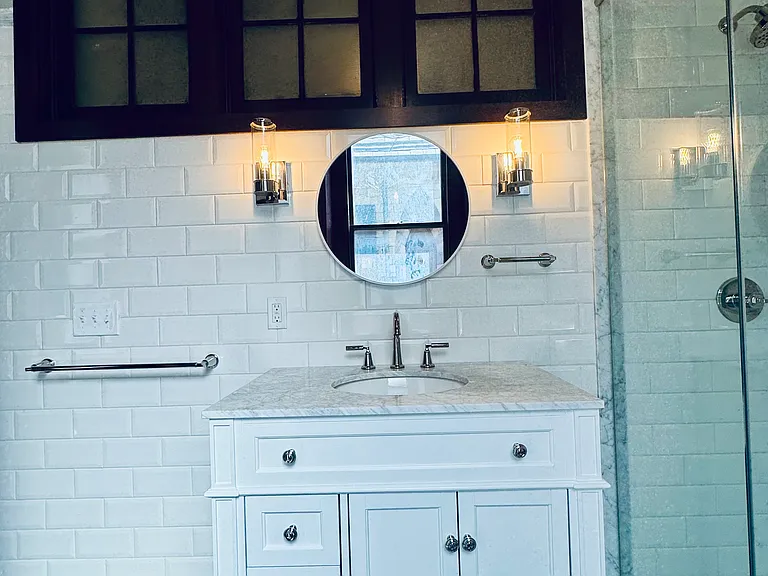 715 Washington Pl #3F — Photo 13