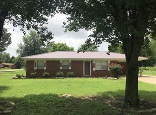 901 Johnson Ave, Lake City, AR 72437