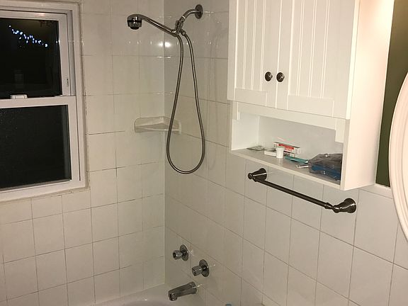 5th image of 160 Cartwright Blvd