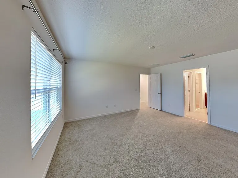 1615 Cloudy Ct — Photo 23