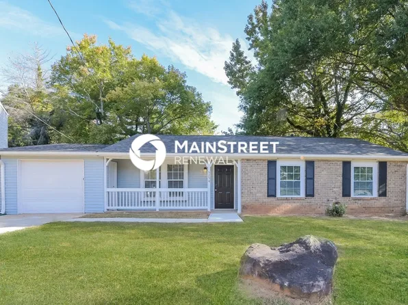 5254 Long Green Ln, Stone Mountain, GA 30088