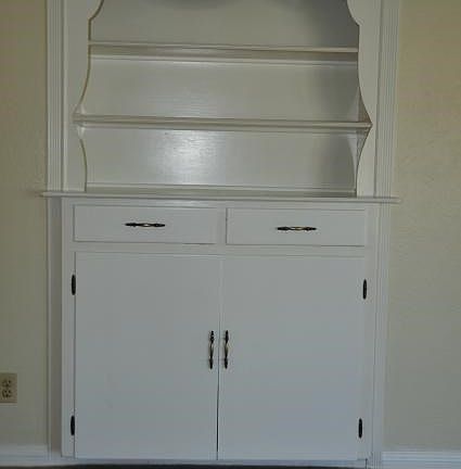 4th image of 2864 N Mountain View Ave