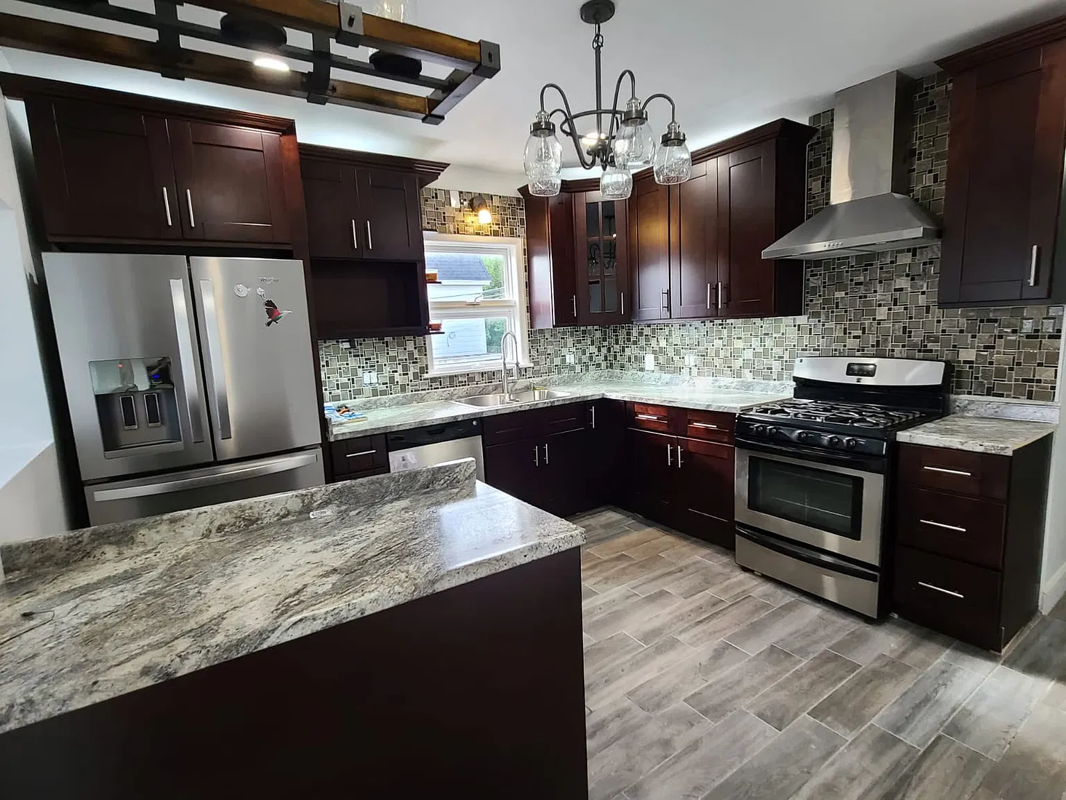 3 bed, 1450 sqft, $3,490 — Photo 2