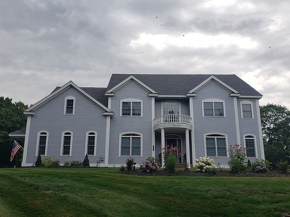 1st image of 120 Moulton St