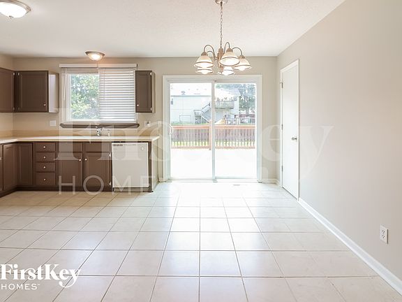 4th image of 909 Minnie Ave