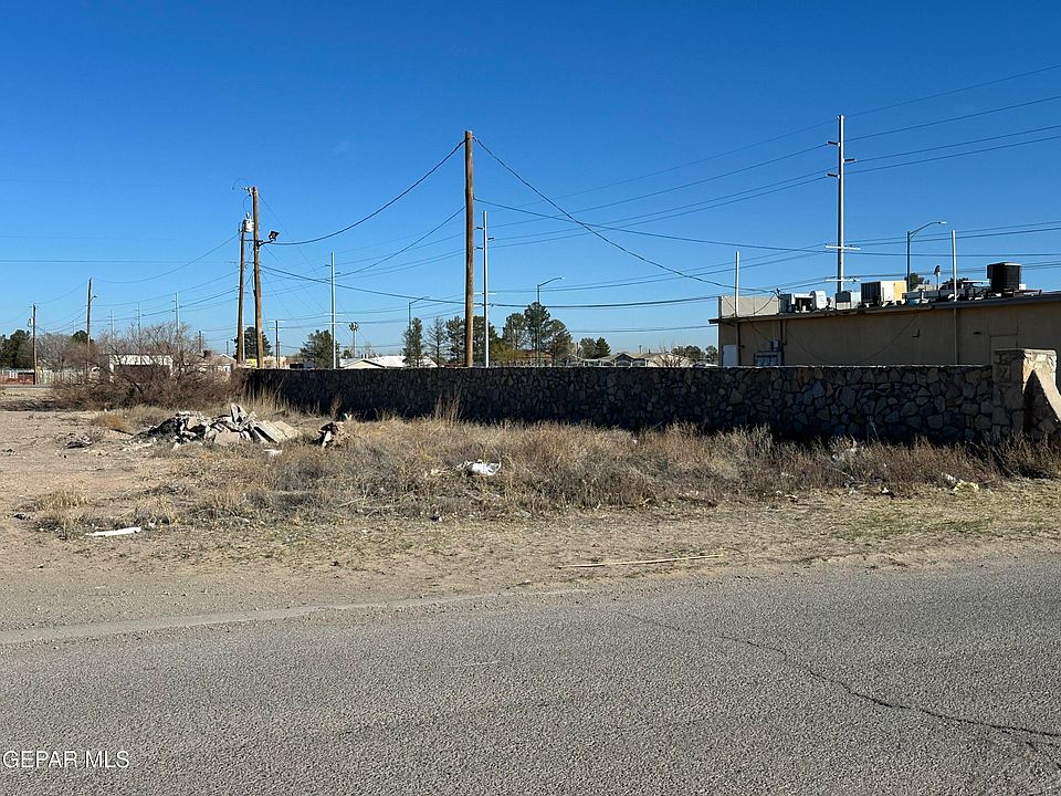 2nd image of 615 Fray Vargas Ct