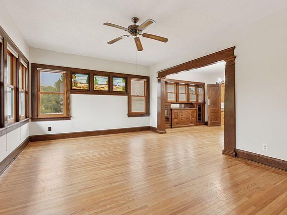 5th image of 1808 Taylor St NE