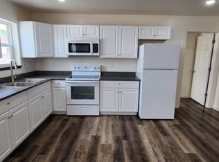 1435 Riverview Rd, Riverton, WY 82501