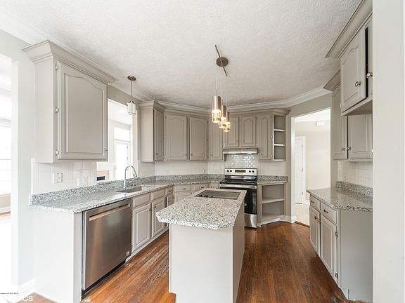 5th image of 6226 W Golfridge Dr