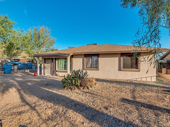 3rd image of 1245 E Sunnyslope Ln