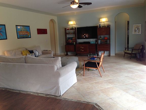 4th image of 9561 Westover Club Cir