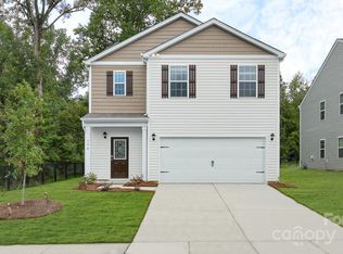 43 Caroline Valley Ln, Hendersonville, NC 28792