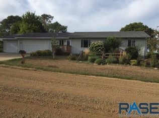 806 E 4th St, Crooks, SD 57020