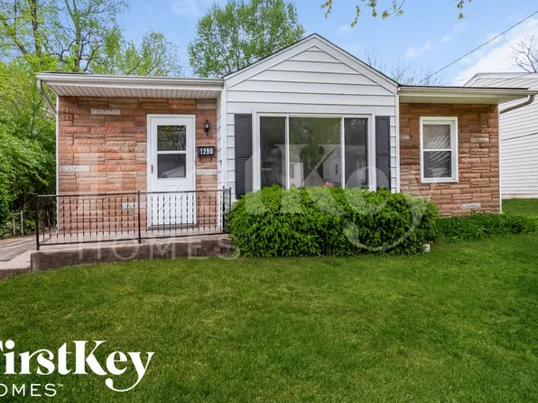 1290 Washington St, Florissant, MO 63031