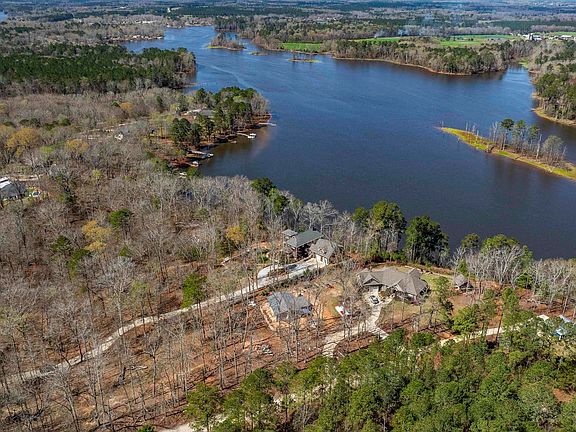 4th image of 161 Saluda Bluff Rd