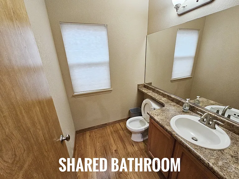 2225 Bucolo Ave #C — Photo 8