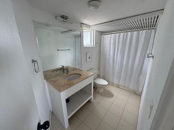 4th image of Cond Las Brisas De Rio Mar APT 5C
