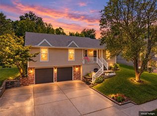 1206 SW Eastman Ct, Blue Springs, MO 64015