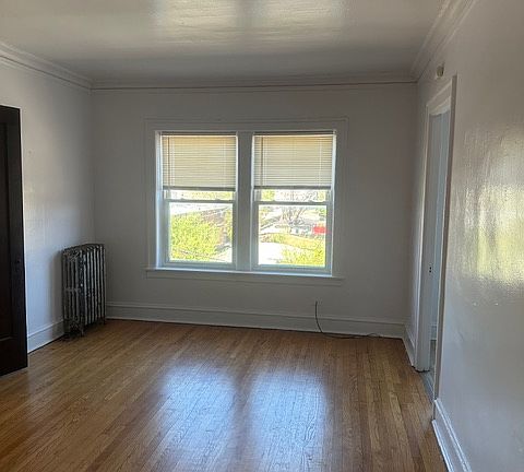 3rd image of 7856 S Maryland Ave #202
