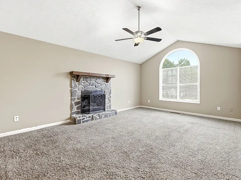 635 Poplar Springs Rd — Photo 8