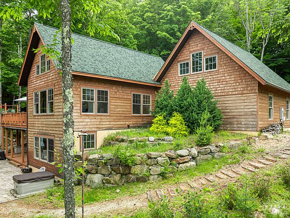 4th image of 163 Riverside Dr